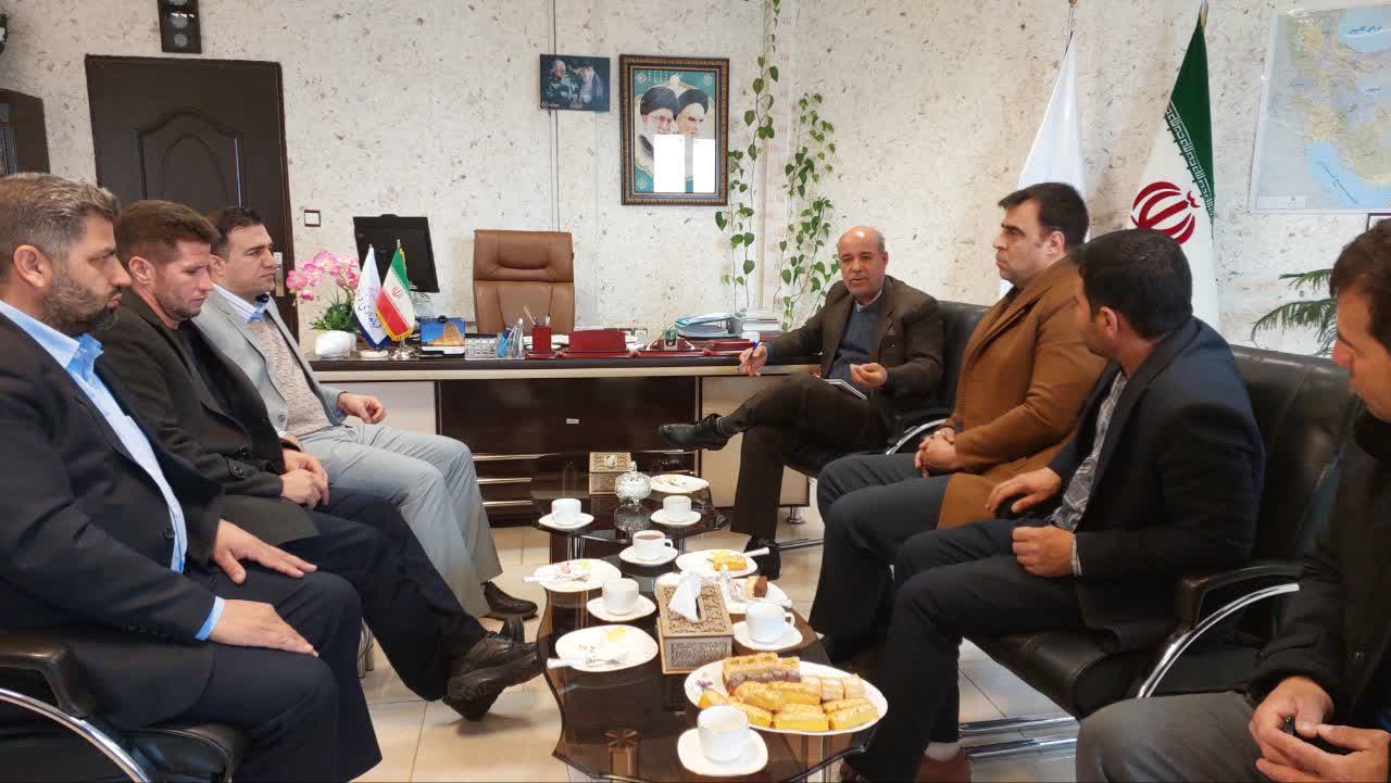 دیدار بخشدار،شهردار و اعضای شورای اسلامی خنجین با سرپرست فرمانداری فراهان