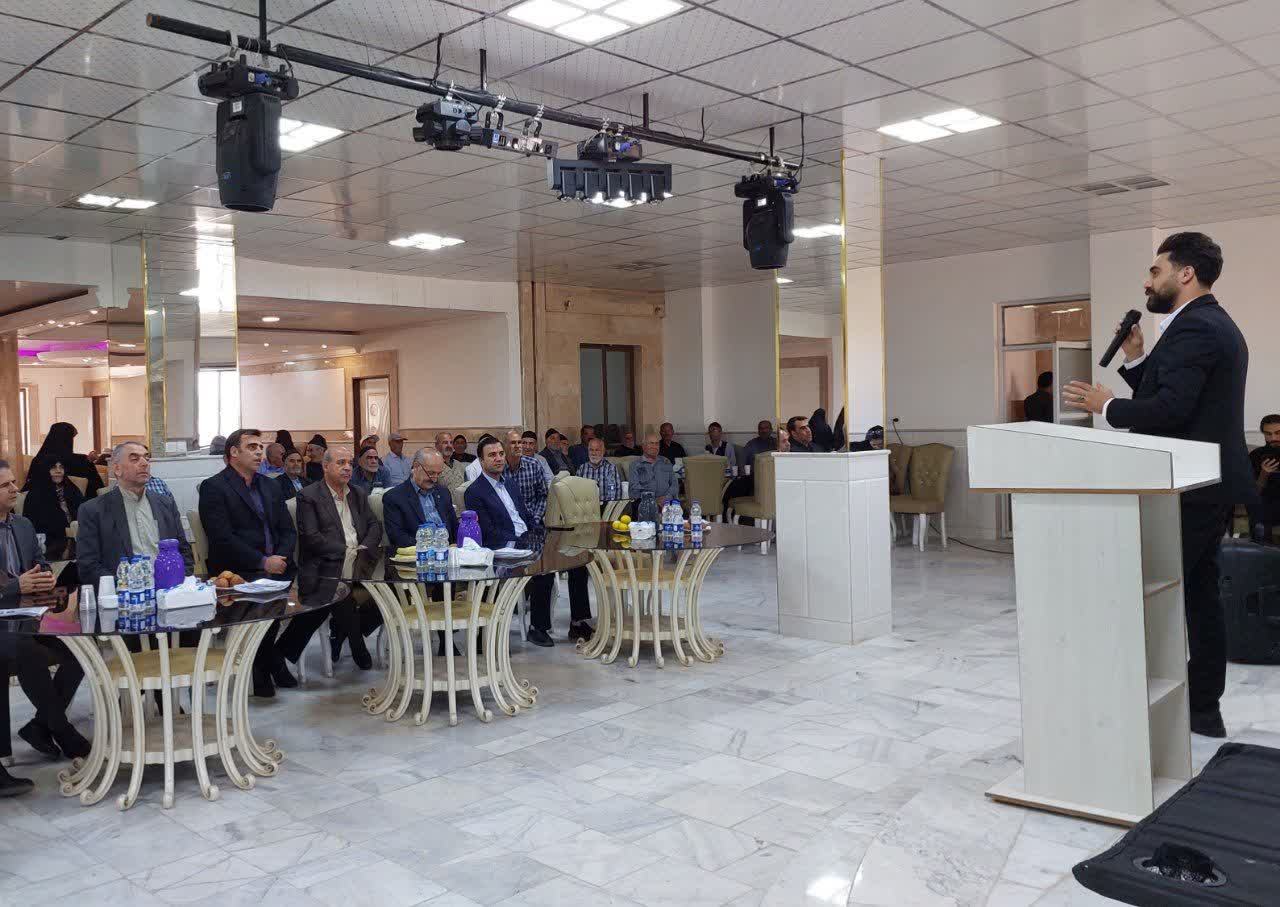 مراسم تکریم سالمندان در شهر خنجین
